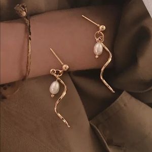 Freshwater pearl silver handmade earrings